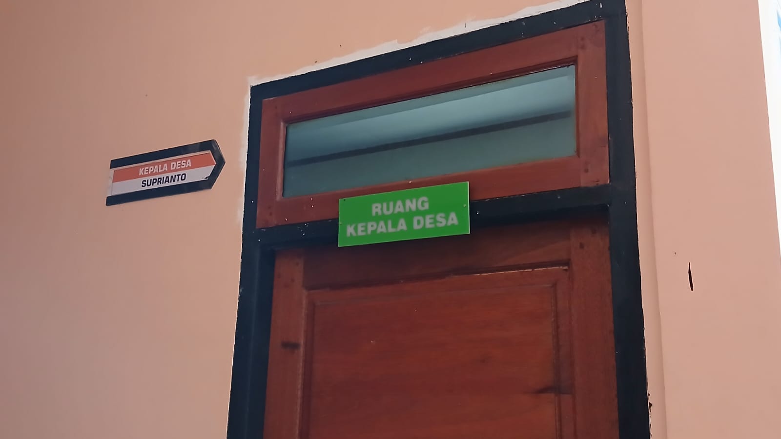 RUANG KEPALA DESA