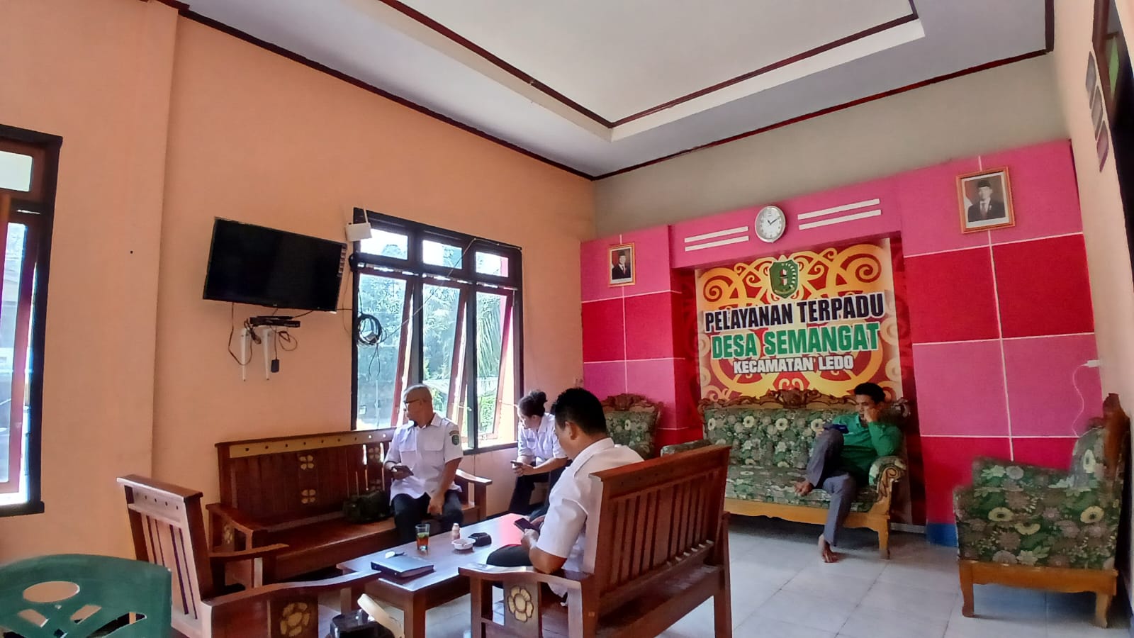 RUANG TAMU